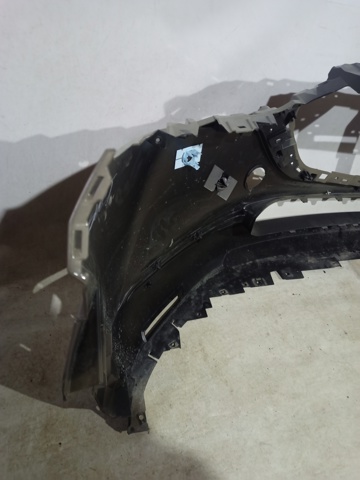 MAZDA DFR550031 Передний бампер в наличии Черновцы