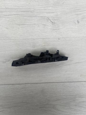5182596AC CHRYSLER Кронштейн бампера переднего правый купить в Ужгород