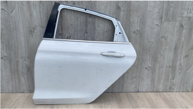 Задняя левая дверь 68248179AC CHRYSLER