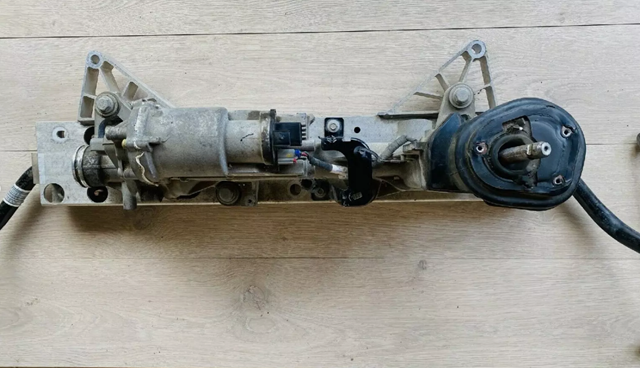 CHRYSLER 68525334AA Рейка рулевая в наличии Черкассы