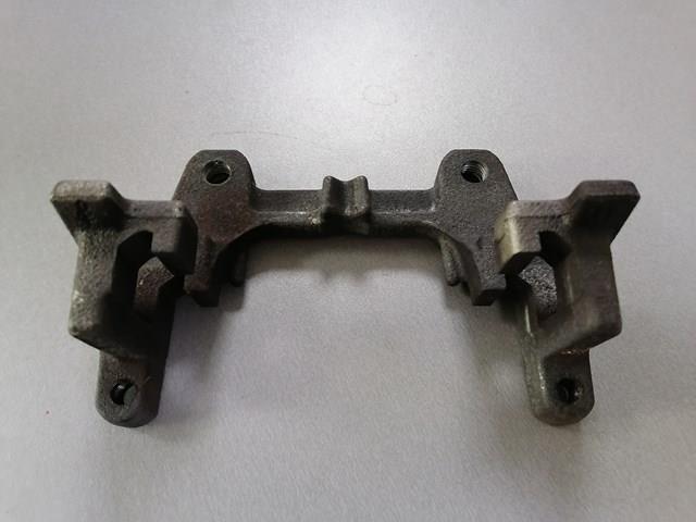 Скоба тормозного заднего суппорта DG9Z2B511A FORD