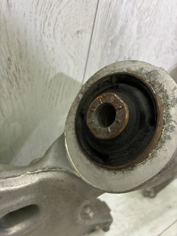 FORD FR3Z5500M Рычаг задней подвески нижний правый в наличии Ирпень