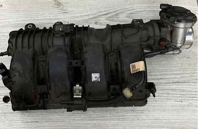 FORD GB8Z9E926A Дроссельная заслонка в сборе в наличии Чернигов
