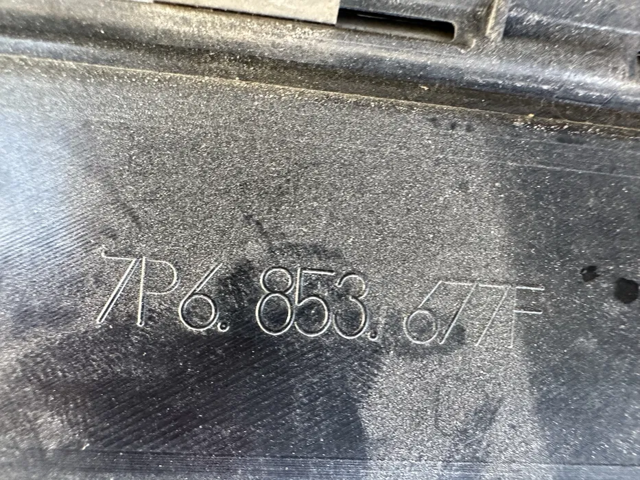 7P6853677F VAG Решетка бампера купить в Житомир