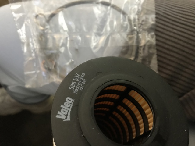 VALEO 586537 Фильтр масляный в наличии Хмельницкий