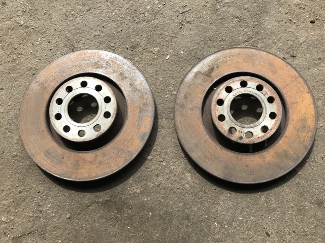 8E0615301R Передние тормозные диски купить Каменское