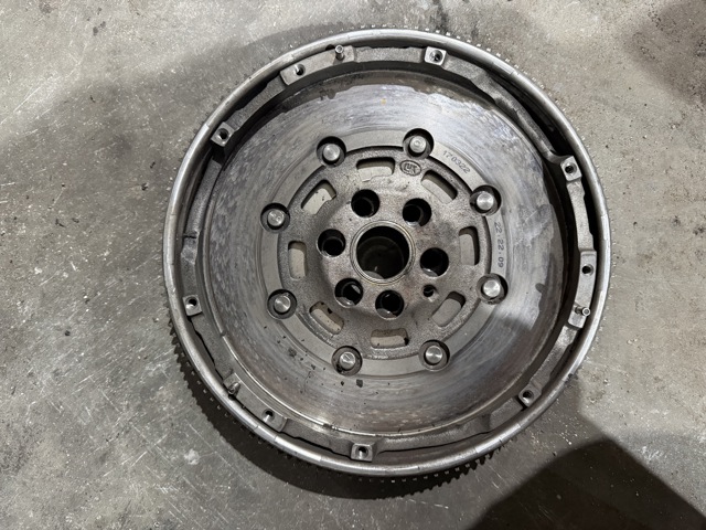 03G105266BA Маховик купить Тернополь