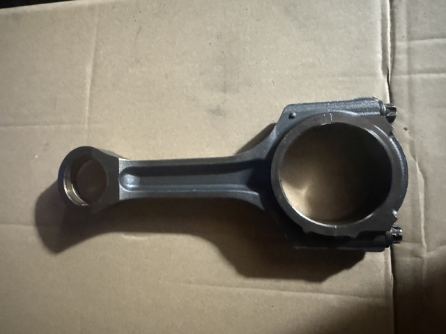 GK2Q6205BA FORD Шатун поршня двигателя купить в Ирпень