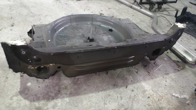Детали мотоотсека задка кузова 4672557AB CHRYSLER