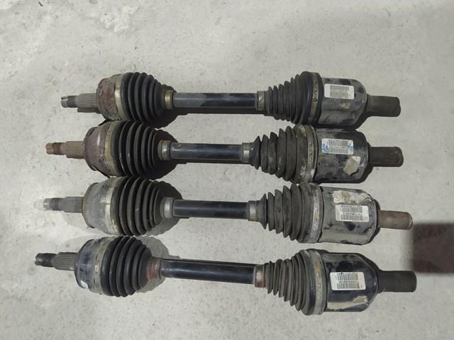 Полуось передняя левая 68238841AA CHRYSLER
