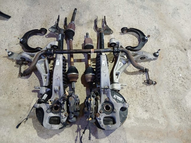 Наконечник рулевой тяги, внешний 68303631AA CHRYSLER