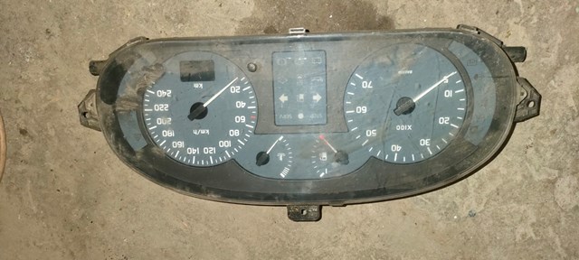 Приборная доска 8200071820 Renault (RVI)