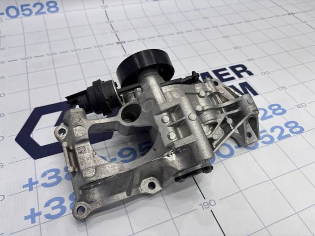 BMW 11517644809 Помпа водяная (насос) охлаждения, в сборе с корпусом в наличии Львов