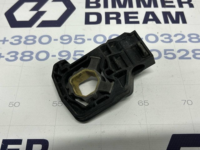 17117575247 BMW Кронштейн (подушка крепления) радиатора нижний купить в Полтава