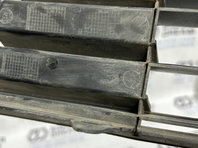 BMW 51117331724 Решетка бампера переднего центральная в наличии Ровно