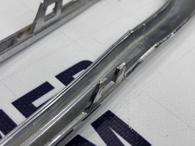 51117385283 BMW Ободок (окантовка) фары противотуманной левой купить в Ирпень