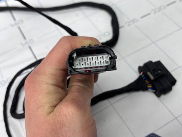 61129863966 BMW купить в Хмельницкий