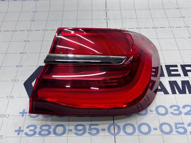Задняя левая внешняя фара 63217342965 BMW