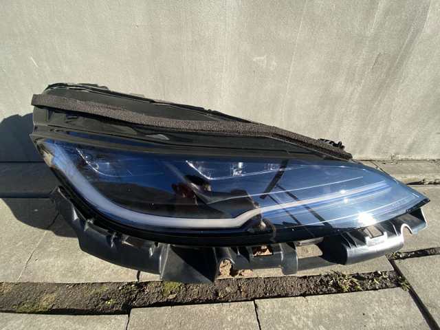 Правая блок фара 169408700G Tesla Model
