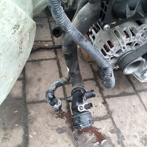 Шланг системы охлаждения 80A122055AK VAG