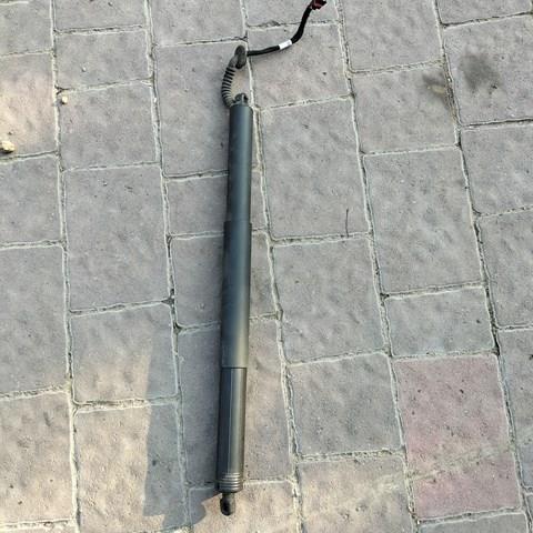 Газовый упор багажника 80A827851A VAG