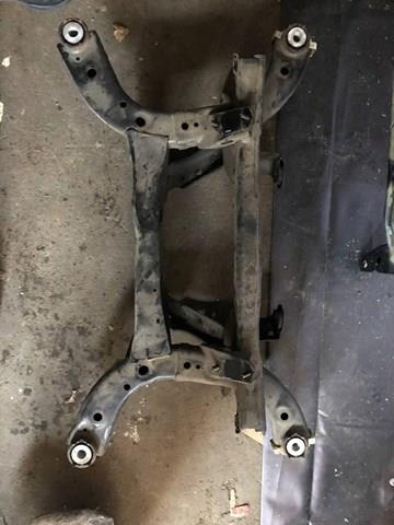 MAZDA KB7W2880XA Балка задней подвески (подрамник) в наличии Ирпень