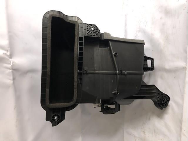 Корпус отопителя салона KB8B61140 MAZDA