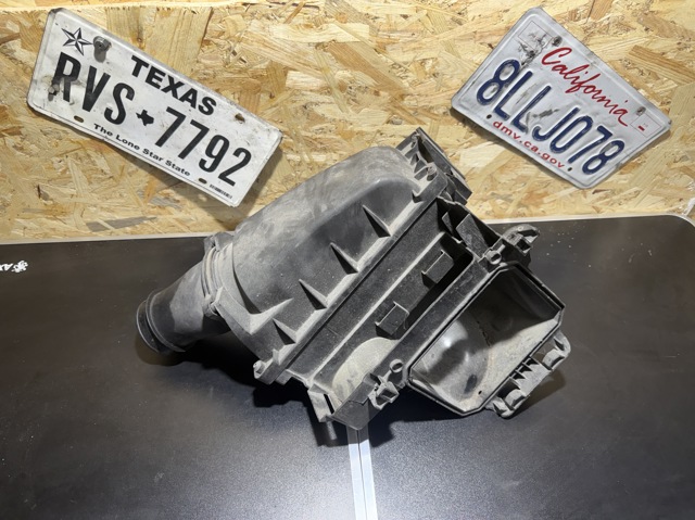 Корпус воздушного фильтра в сборе 165005DD0A NISSAN
