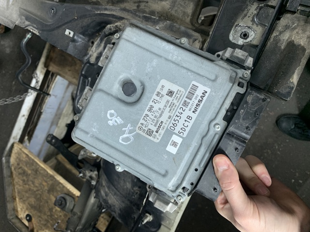 Модуль управления двигателем 237105DD0B NISSAN