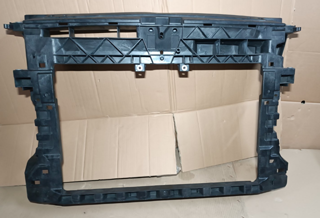 Оперение в сборе 2K5805588 VAG
