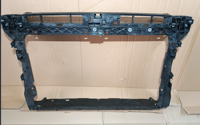 Оперение в сборе 5NA805588K VAG