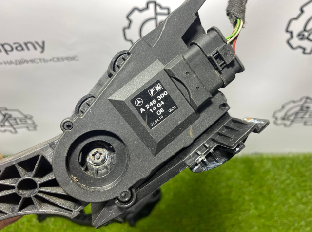 NISSAN A2463001404 Педаль газа (акселератора) в наличии Украина