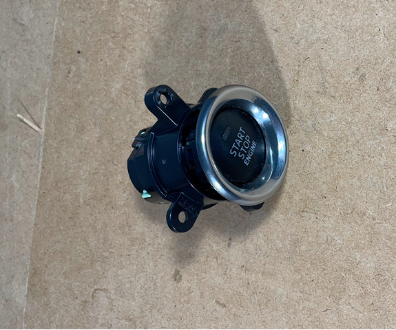 Кнопка старт стоп BJS7663S0 MAZDA