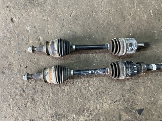 Привод в сборе левый FTH32560X MAZDA