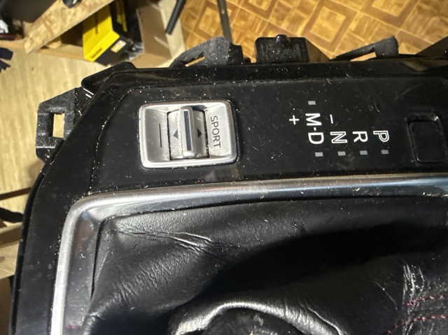 GMJ666YK0 Mazda Переключатель режимов КПП
