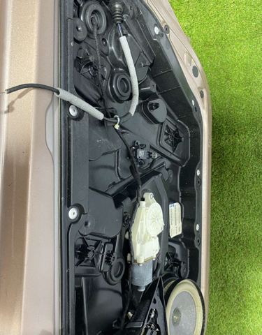 HMA005DAMA NISSAN Дверь передняя правая купить в Львов