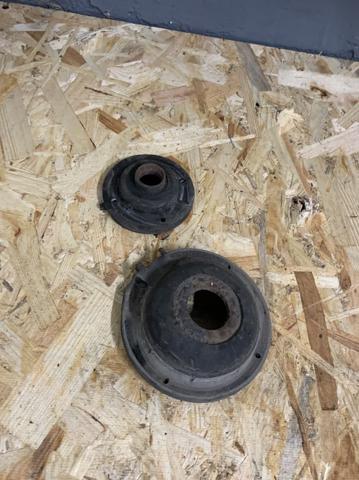 Резиновое кольцо пружины задней KD3528012 MAZDA