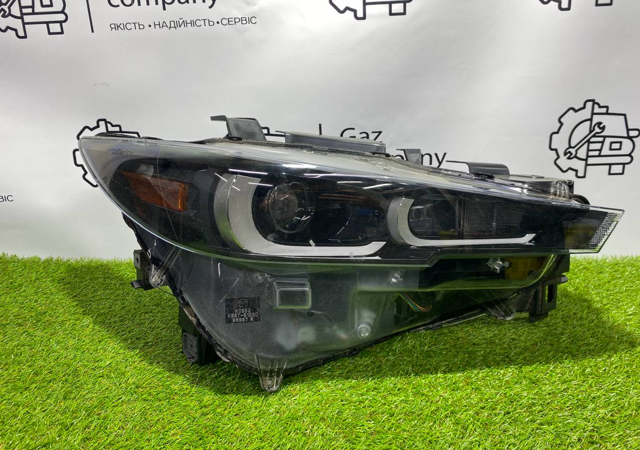 Вставка фары правой KSD651030 MAZDA