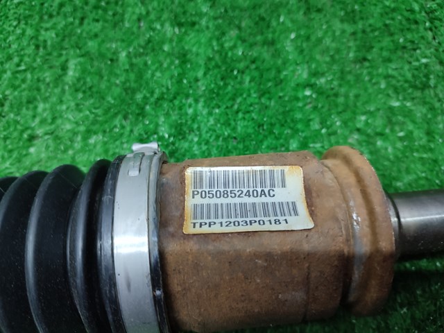 Полуось задняя, правая 05085240AC CHRYSLER