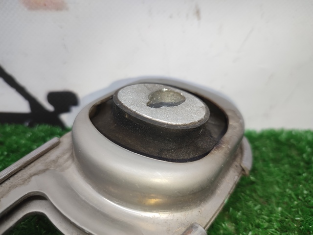 113606LA0A NISSAN Подушка (опора) двигателя задняя купить в Днепр