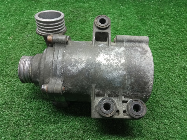 11517597715 Помпа водяная (насос) охлаждения купить Сумы