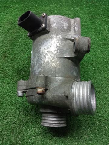 11517597715 Помпа водяная (насос) охлаждения купить Черновцы