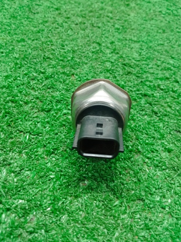 166385CA0A NISSAN Датчик давления топлива купить в Николаев
