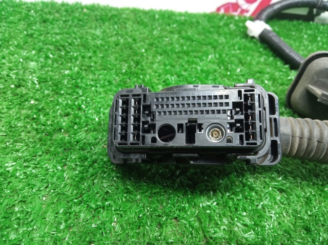 NISSAN 241246RR3B в наличии Черновцы