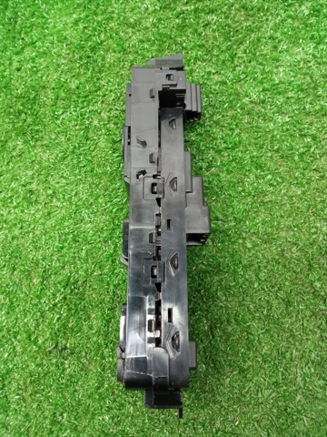 254016RE0C NISSAN Кнопочный блок управления стеклоподъемником передний левый купить в Винница