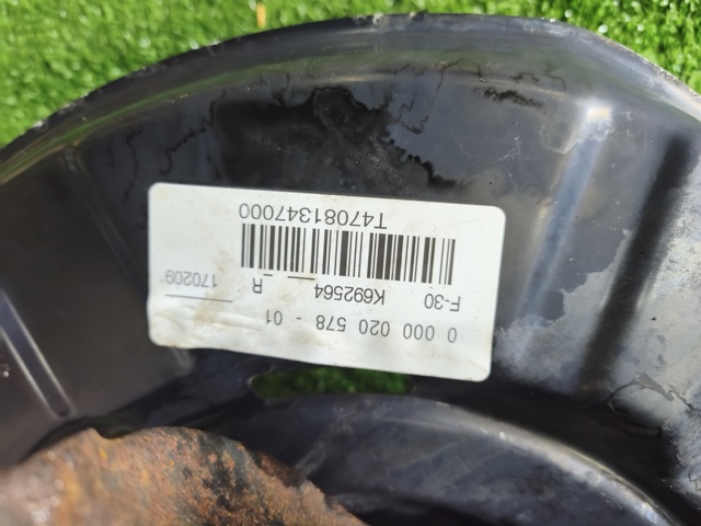 BMW 33326792524 Цапфа задняя правая в наличии Житомир