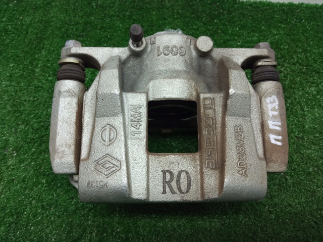 Суппорт тормозной передний правый 410016RR0A NISSAN