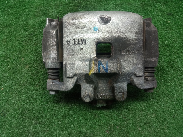 Суппорт тормозной, передний, левый 410113TA0C NISSAN
