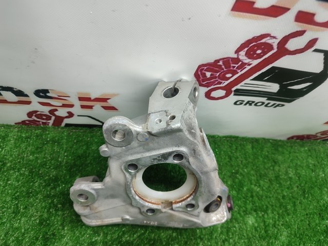 Кулак поворотный правый 430186RA1A NISSAN