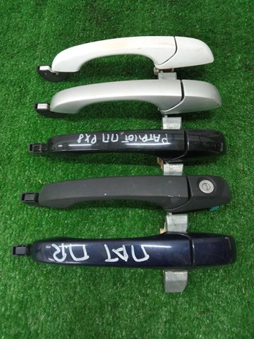 Ручка двери передней наружная правая 5074194AG CHRYSLER